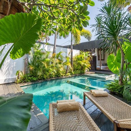 Villa Yogi Surf 2 Canggu エクステリア 写真